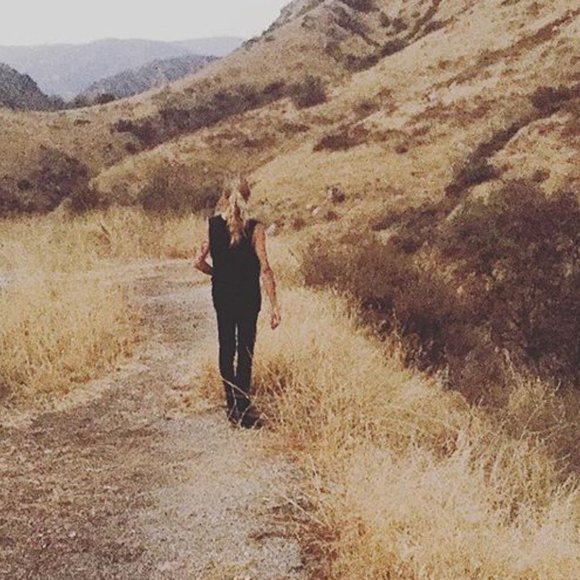 Meet your Posher, Jessica - Picture 4 of 4